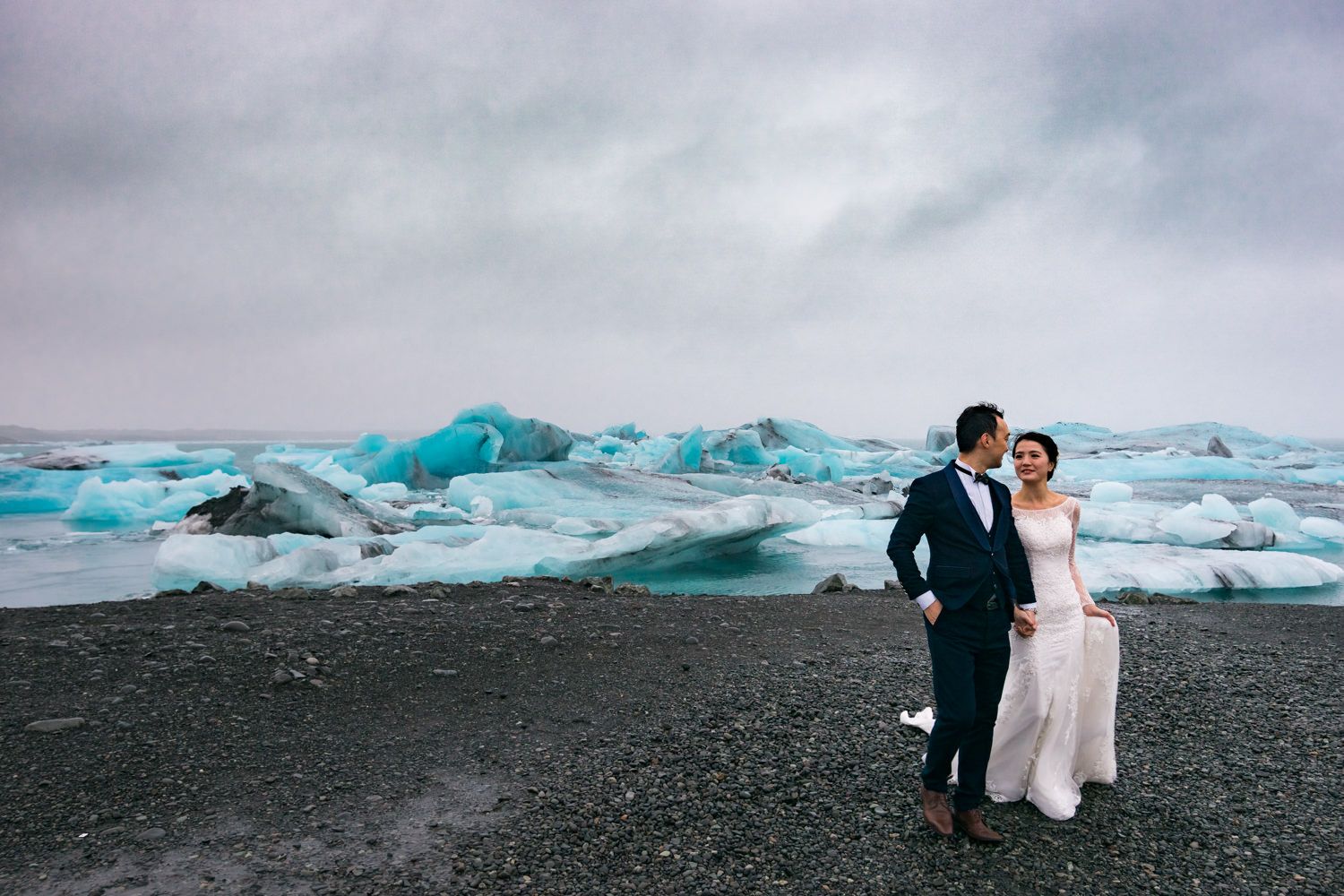 destination wedding photographer iceland