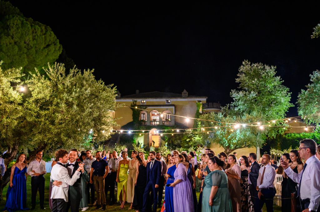matrimonio gay castello di serragiumenta