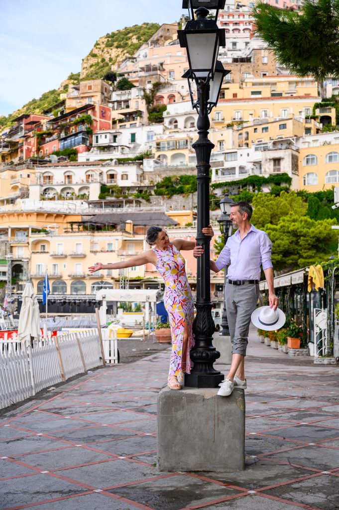 elope in positano