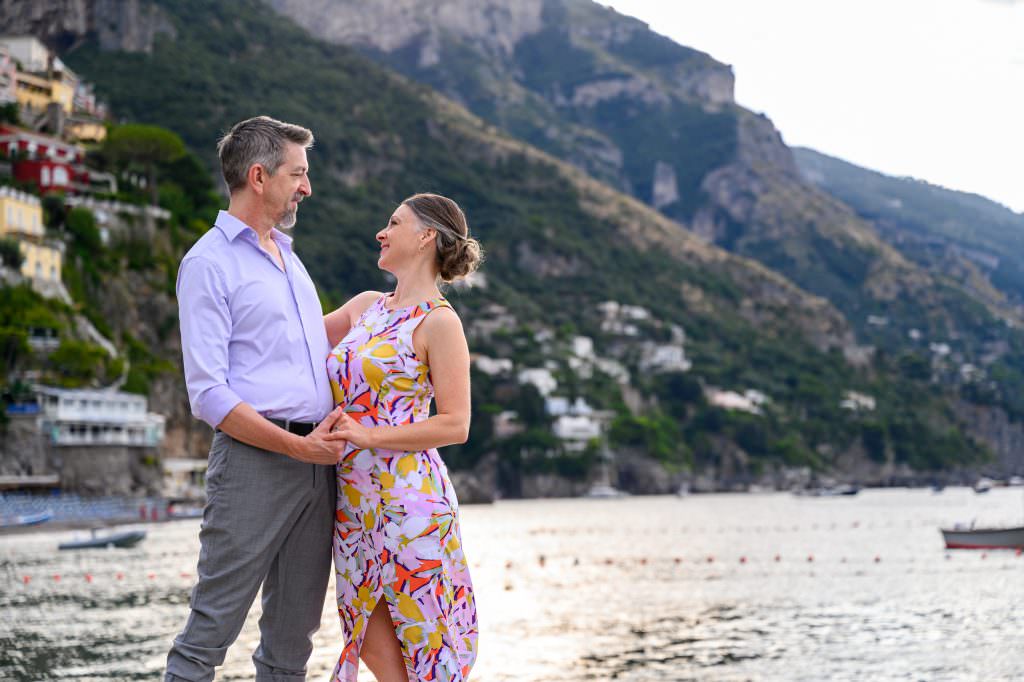 elope in positano