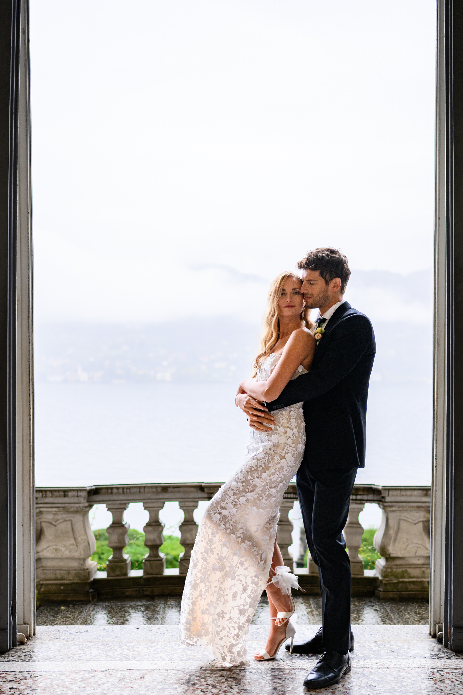destination wedding photographer lake como