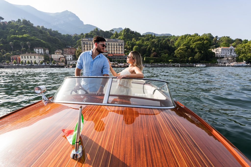 lake como boat surprise proposal