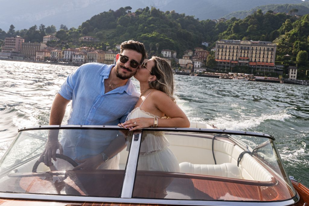 lake como boat surprise proposal