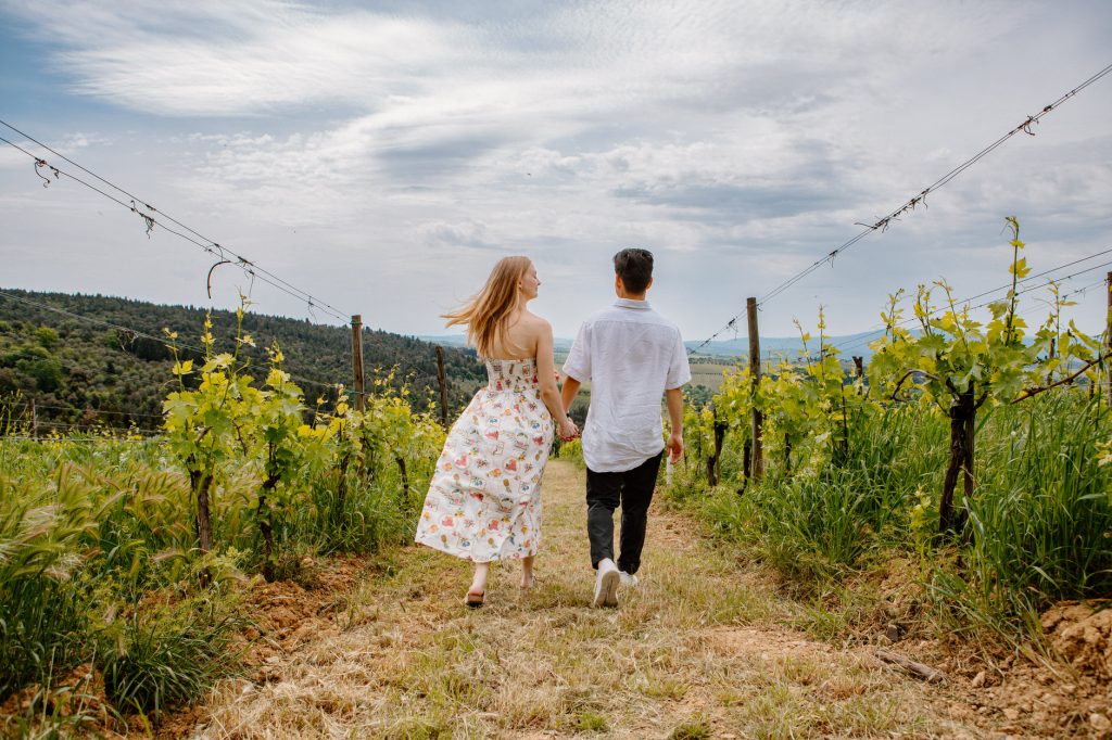 surprise proposal in tuscany